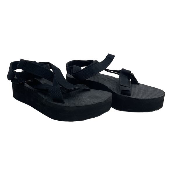 Teva Shoes - Teva Black Strappy Sandals Women's Size 9 Preowned